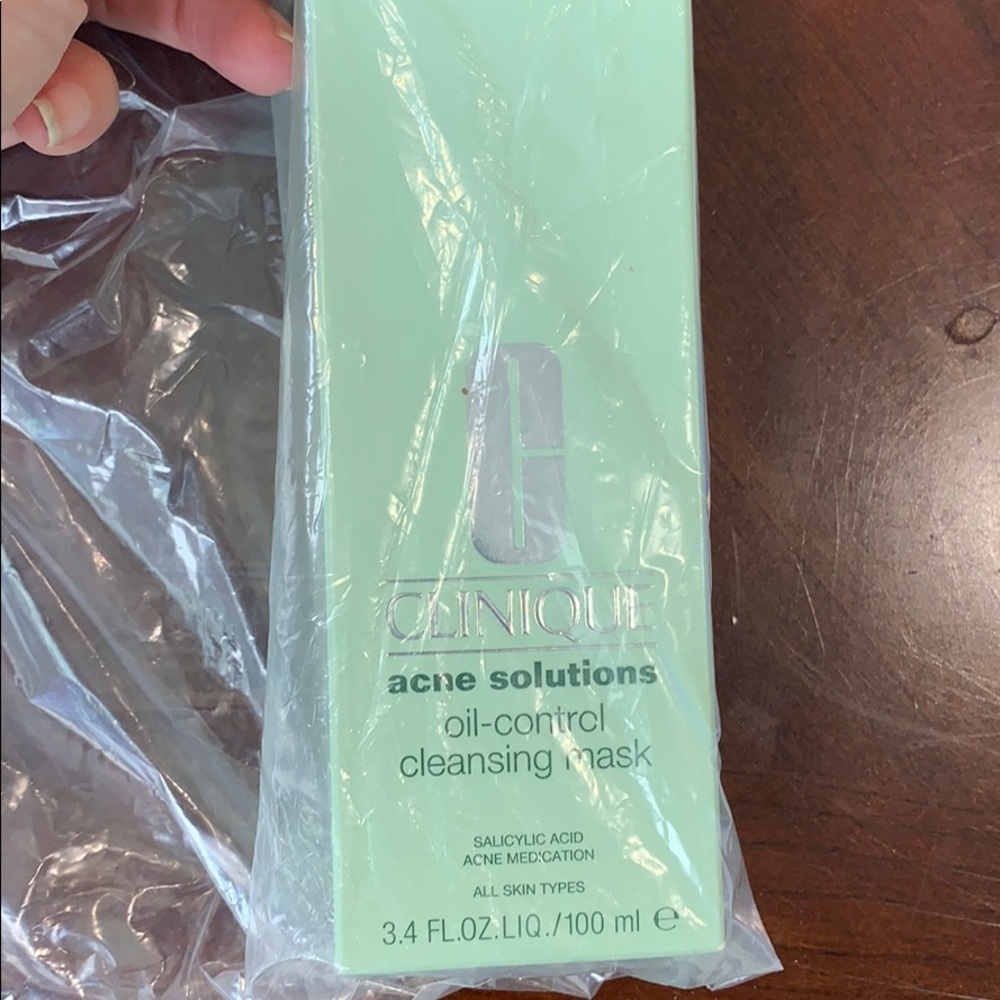 Clinique Oil Control Cleansing Mask - New!